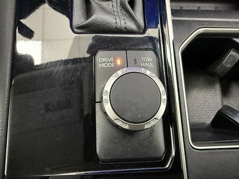 Used 2022 Toyota Tundra Limited image 23