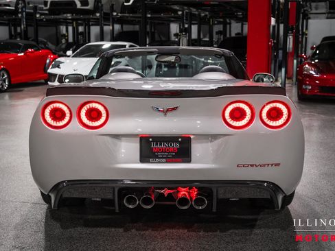 Used 2006 Chevrolet Corvette Convertible w/ Preferred Equipment Group RWD image 4