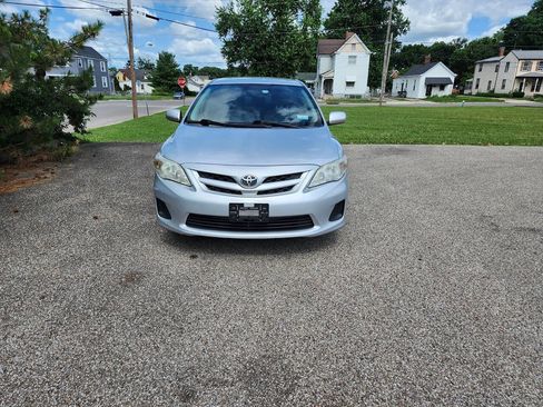 Used 2013 Toyota Corolla L FWD image 12
