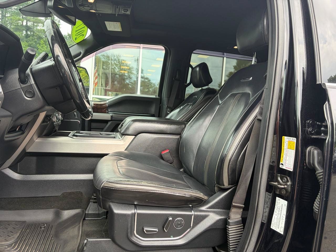 Used 2017 Ford F450 Platinum w/ Platinum Ultimate Package AWD/4WD image 22