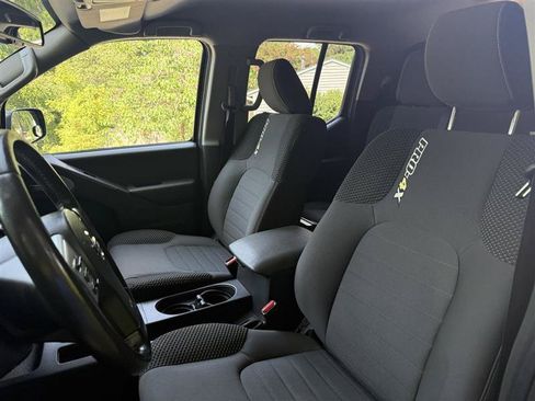 Used 2019 Nissan Frontier PRO-4X AWD/4WD image 11