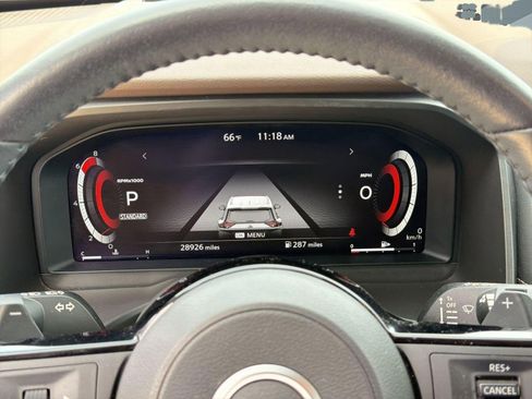 Used 2023 Nissan Rogue Platinum w/ Platinum Premium Package FWD image 19