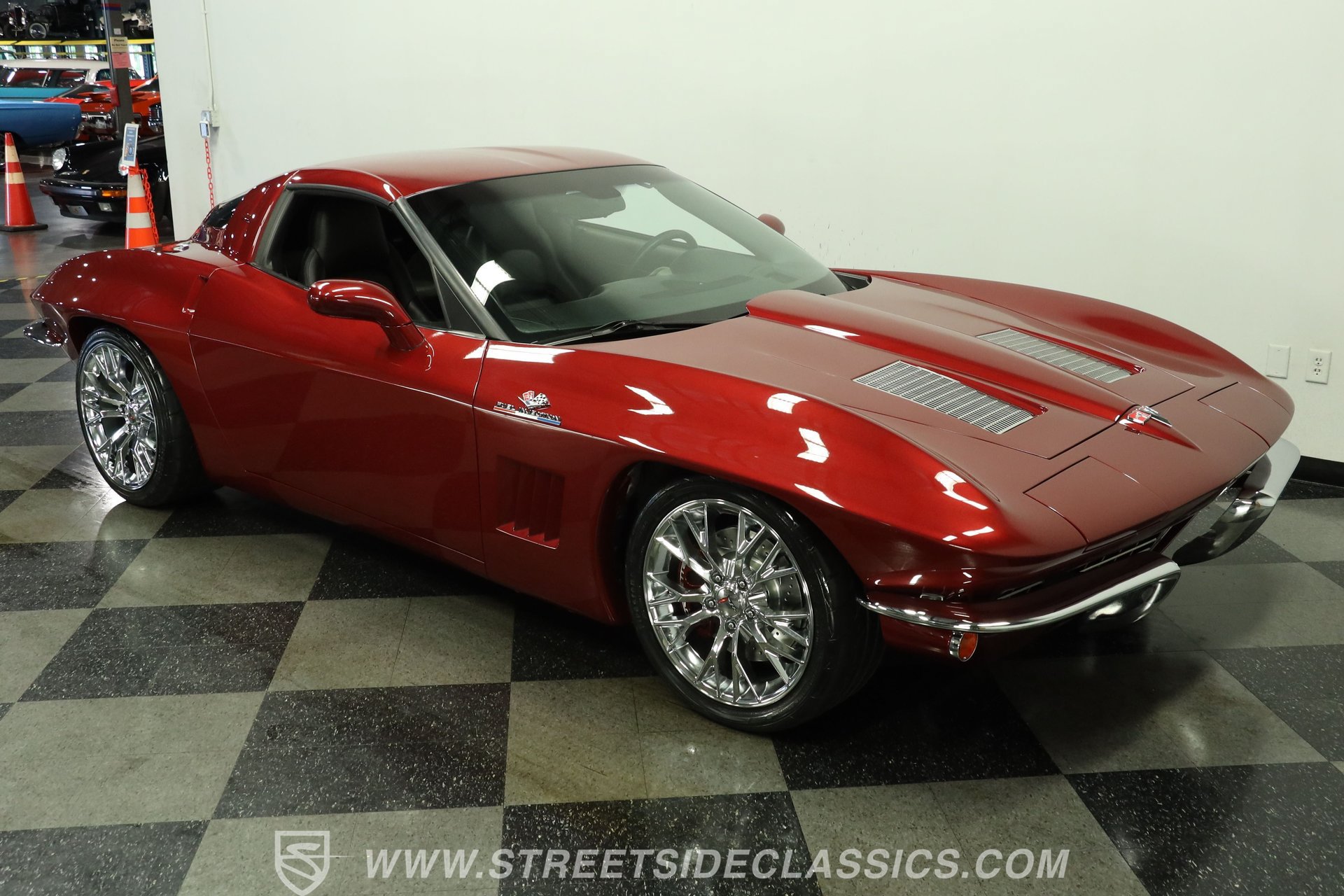 Used 2005 Chevrolet Corvette Coupe w/ Preferred Equipment Group RWD image 14