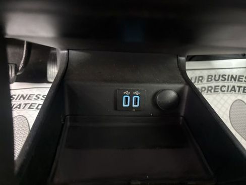 Used 2019 Ford Fusion SE image 36