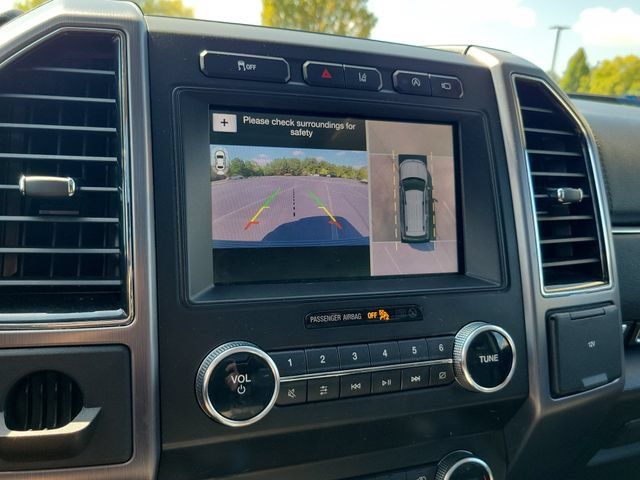 Used 2019 Ford Expedition Platinum RWD image 25