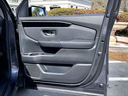 Certified 2025 Honda Pilot EX-L image 50