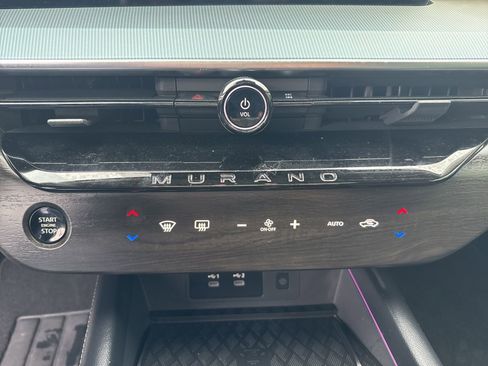 Used 2025 Nissan Murano SL AWD/4WD image 29