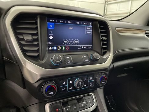 Used 2023 GMC Acadia SLE w/ Driver Convenience Package image 25