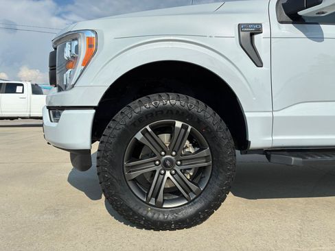 Used 2022 Ford F150 Lariat AWD/4WD image 7