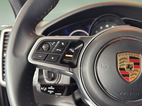 Used 2023 Porsche Cayenne GTS AWD/4WD image 22