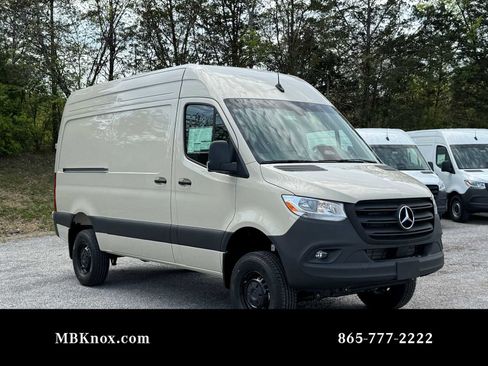 New 2025 Mercedes-Benz Sprinter 2500 image 1
