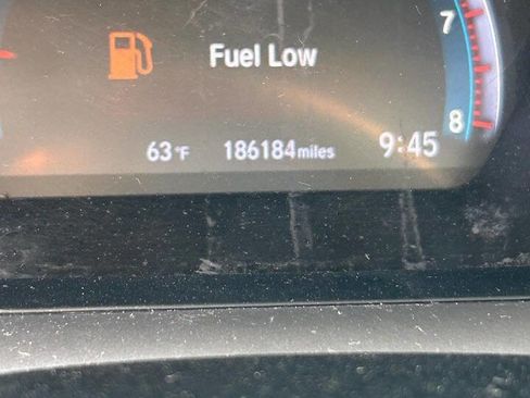 Used 2019 Honda Civic Touring image 40