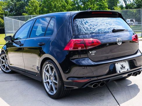 Used 2017 Volkswagen Golf 4-Door AWD/4WD image 15