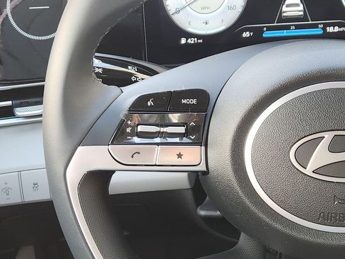 New 2026 Hyundai Elantra Limited image 29