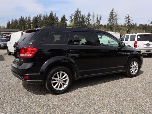 Used 2015 Dodge Journey SXT w/ Flexible Seating Group FWD image 3