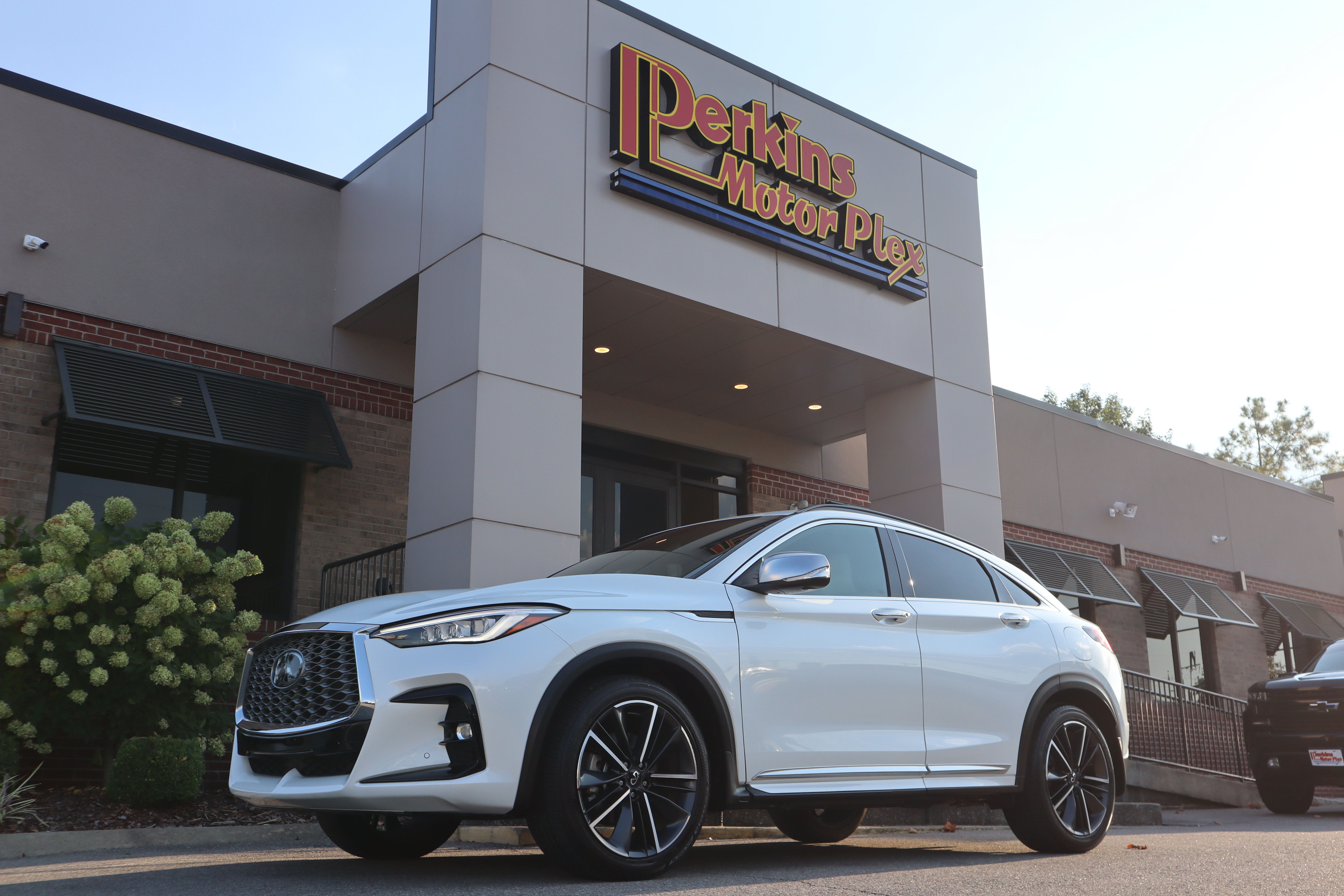 Used 2023 INFINITI QX55 Essential w/ Accent Package AWD/4WD image 36