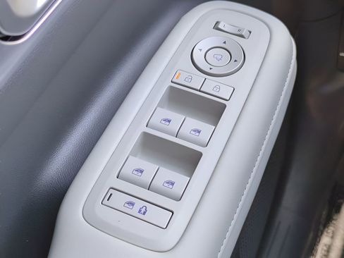 Used 2025 Hyundai Santa Fe Calligraphy image 26