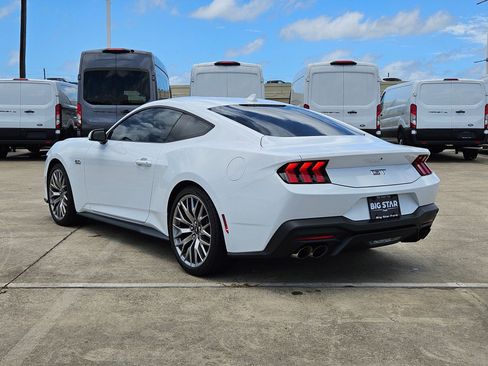 Used 2026 Ford Mustang GT RWD image 6