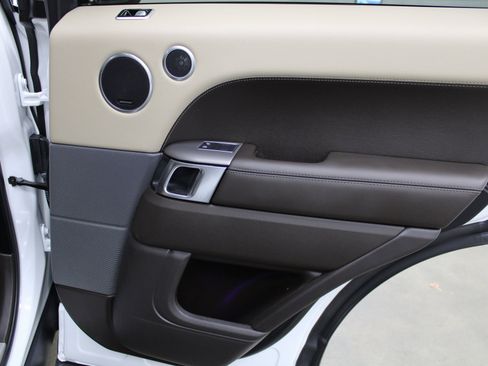 Used 2019 Land Rover Range Rover Sport HSE image 23