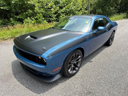 Used 2023 Dodge Challenger R/T w/ T/A Package RWD image 2