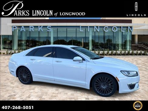 Used 2018 Lincoln MKZ Reserve FWD image 1