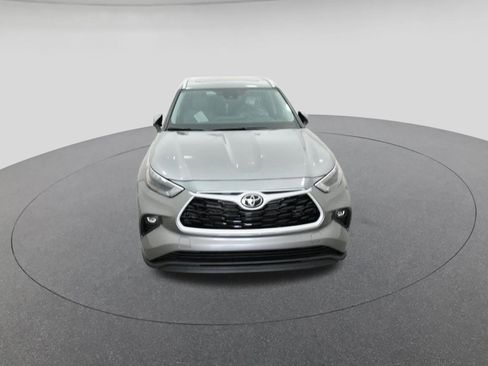 New 2026 Toyota Highlander XLE AWD/4WD image 15