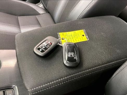 Certified 2024 Honda Civic Sport image 13