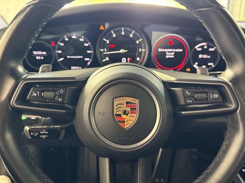 Used 2023 Porsche 911 Carrera w/ Premium Package RWD image 26