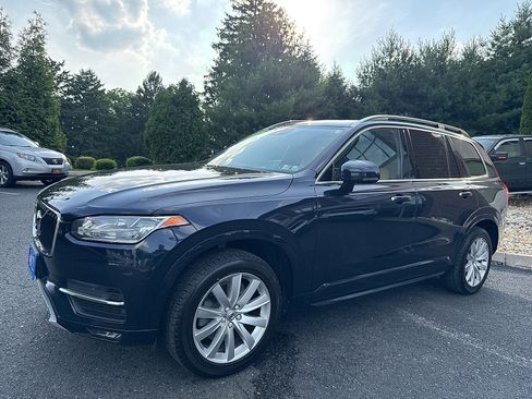 Used 2016 Volvo XC90 T6 Momentum w/ Vision Package AWD/4WD image 22