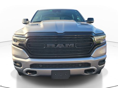 Used 2024 RAM 1500 Limited AWD/4WD image 2