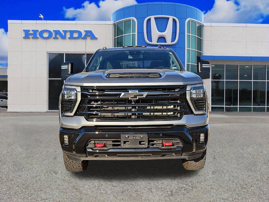 Used 2025 Chevrolet Silverado 2500 LT w/ Trail Boss Package AWD/4WD image 6