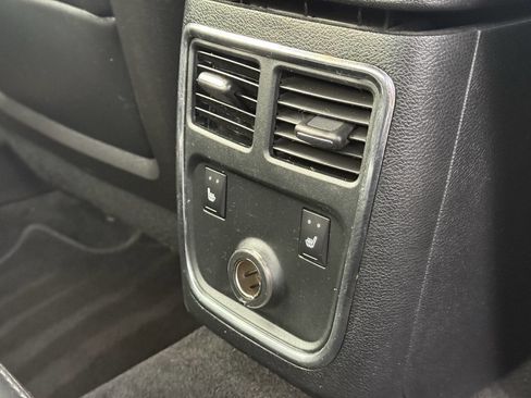 Used 2013 Dodge Charger R/T image 25