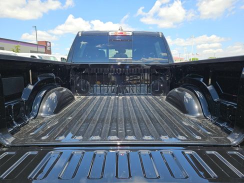 New 2026 RAM 1500 Express AWD/4WD image 19