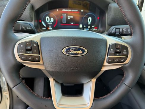 New 2026 Ford Explorer Active image 14