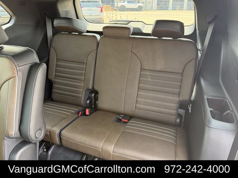 New 2027 GMC Acadia Denali Ultimate w/ LPO, Floor Liner Package AWD/4WD image 26