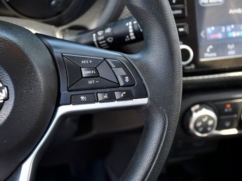 Used 2024 Nissan Kicks SV image 22