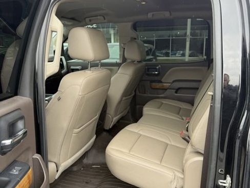 Used 2018 GMC Sierra 1500 SLT w/ Enhanced Driver Alert Package image 8