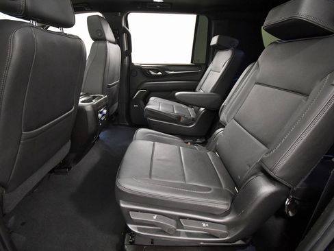 Used 2021 GMC Yukon XL Denali image 15