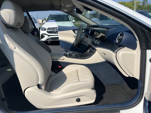 Used 2023 Mercedes-Benz E 450 Cabriolet image 38