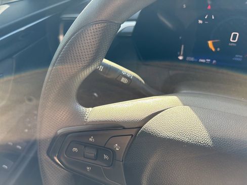 Used 2025 Chevrolet TrailBlazer LS w/ LS Convenience Package image 24