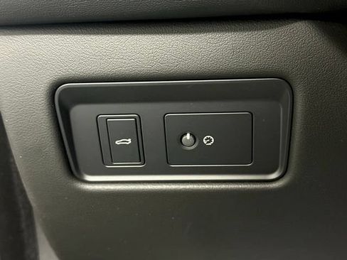 New 2024 Jaguar XF R-Dynamic SE AWD/4WD image 41