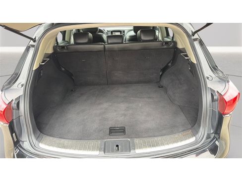 Used 2009 INFINITI FX35 2WD w/ Deluxe Touring Pkg image 32