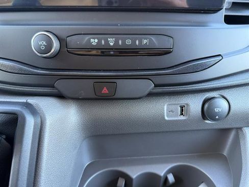 New 2026 Ford Transit 250 148 Medium Roof image 17