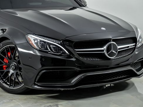 Used 2017 Mercedes-Benz C 63 AMG S image 3