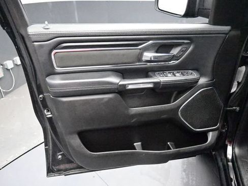 Used 2024 RAM 1500 Laramie AWD/4WD image 15