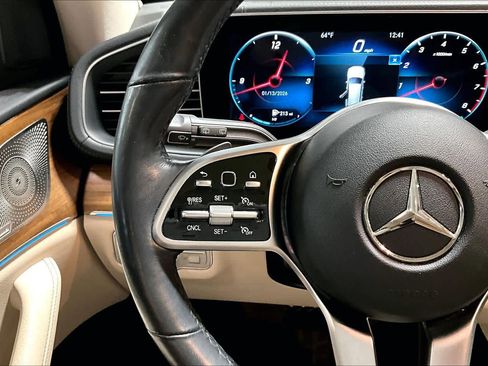 Used 2022 Mercedes-Benz GLS 450 4MATIC image 24