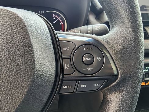 Used 2025 Toyota RAV4 XLE w/ Convenience Package FWD image 20