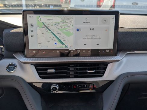 New 2026 Ford Explorer Active image 15