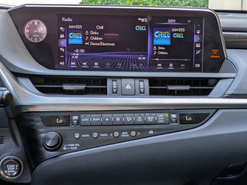 Used 2020 Lexus ES 350 w/ Premium Package image 14