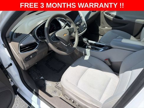 Used 2021 Chevrolet Malibu LT FWD image 38
